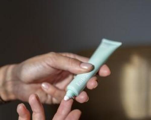 0602274001701099358 m